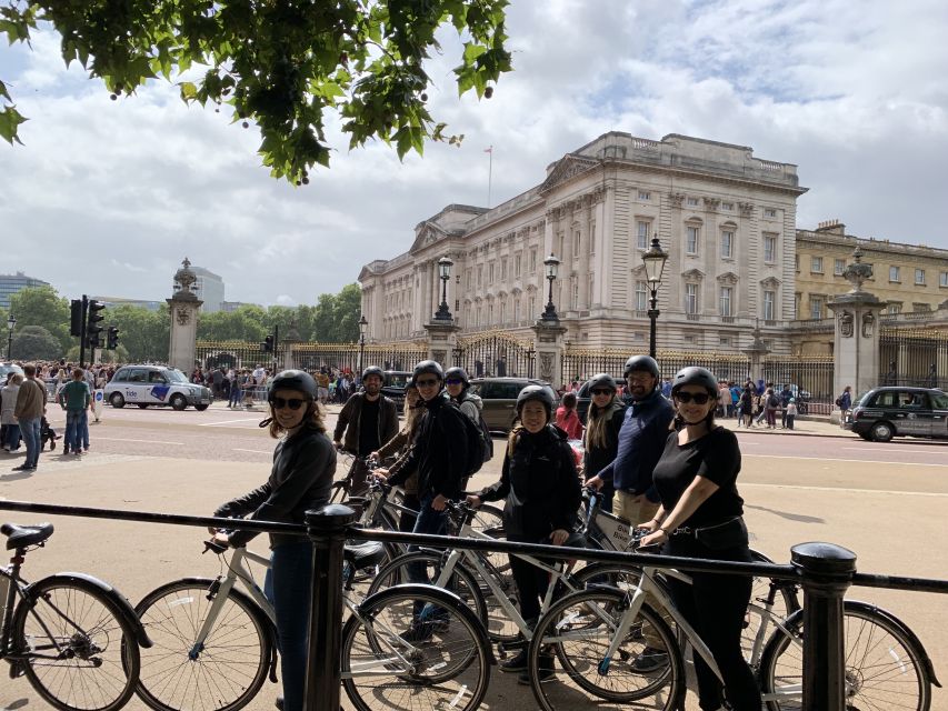 The London "Big Six" and a Pub. 5.5 hour tour - From Kensington Gardens to Buckingham Palace: a Royal Parks warm-up