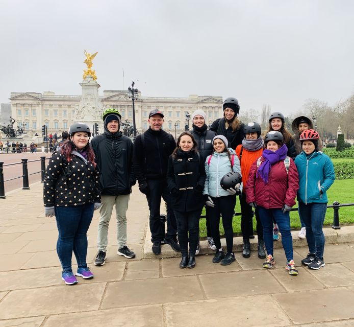 The London "Big Six" and a Pub. 5.5 hour tour - Bikes, helmets, and that modest 7–21 gear pace