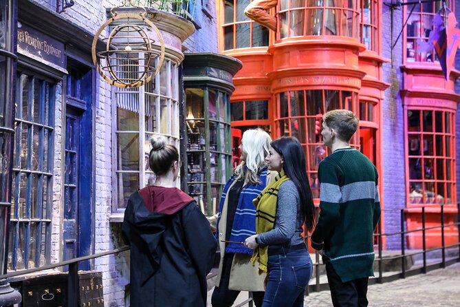 The Making of Harry Potter: Warner Bros. Studio Tour & Transfers - How the London-to-Leavesden transfers keep your day simple