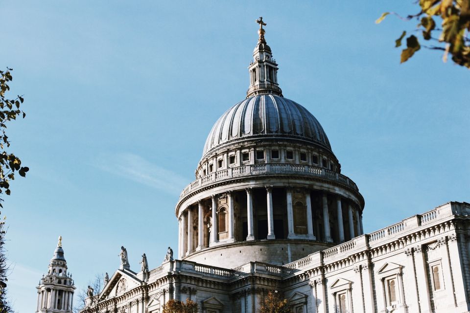 The Old City of London - Guided Walking Tour 12 guests 2,5h - Temple Church: Knights Templar lore and that Da Vinci Code atmosphere