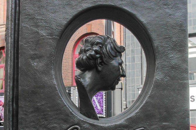 The women of London - Walking the Itinerary, Stop by Stop