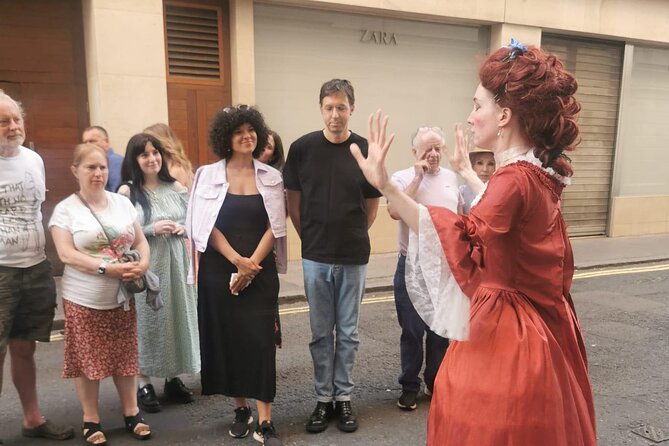 Theatrical Walking Tour with Harlots, Strumpets and Tarts - Stop-by-stop: Covent Garden piazza and the surrounding lanes