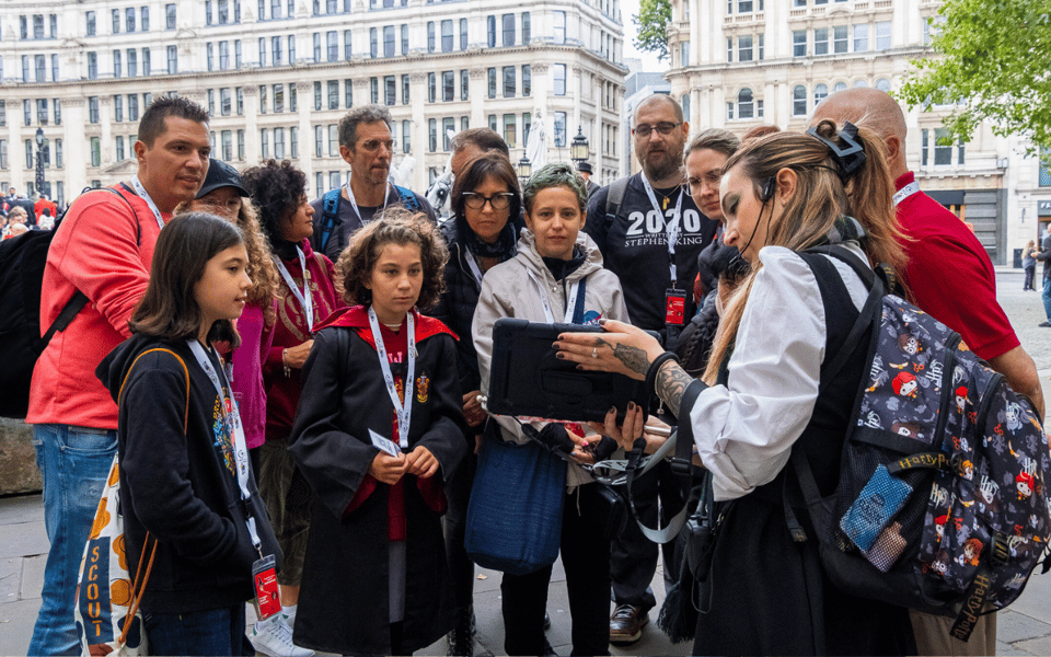 Tour a Piedi di Harry Potter a Londra - Millennium Bridge and Borough Market: Film-Look Details, Real Street Energy