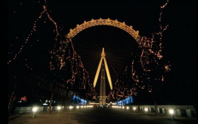 Tour of London and Christmas Day Lunch Cruise - Meeting at London Victoria and How the Day Flows (7 Hours Total)