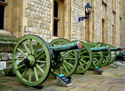 Tower of London and Tower Bridge Private Tour - Tower of London in about 2 hours: ravens, the White Tower, and the Crown Jewels
