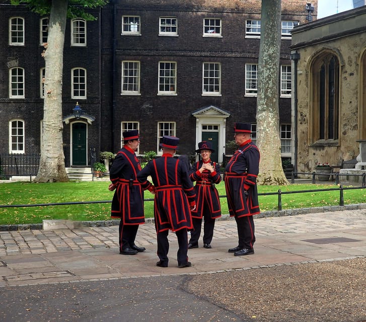 Tower of London Crown Jewels and English Royal History Tour - Meeting at Tower Place: a clean start, then you’re in