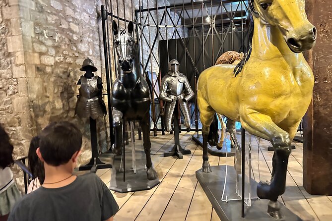 Tower of London for kids & families Private Guided Tour with pre-booked Tickets - Price and value: is $385.79 per person a smart buy?