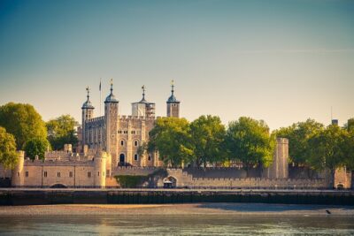 Tower of London Fully Guided Private Tour - Customizing your interests without losing the thread