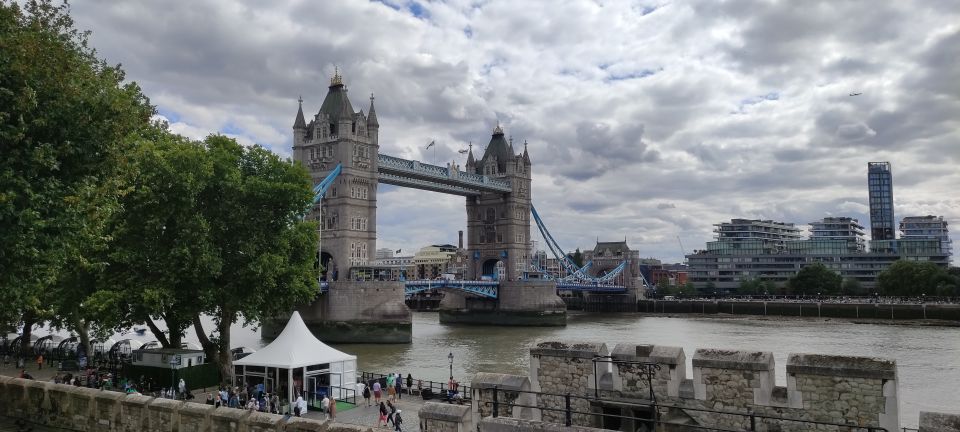 Tower of London Kid-Friendly Private Tour - Price and value: what $411 per person gets you (and why it can be worth it)