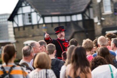 Tower of London: Opening Ceremony & Early Crown Jewels Access - Crown Jewels Early Access: Best Time to See the Stars