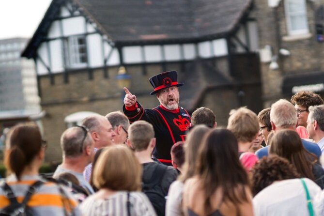 Tower of London: Opening Ceremony & Early Crown Jewels Access - Crown Jewels Early Access: Best Time to See the Stars