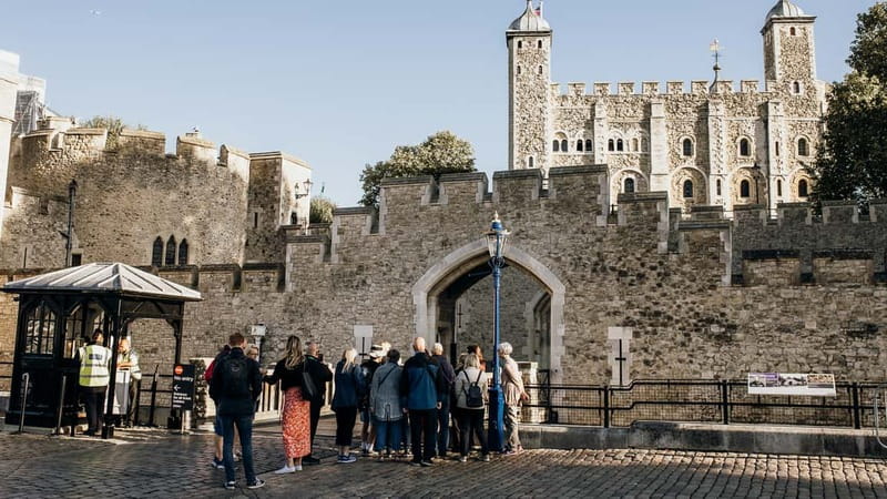 Tower of London Tour with Crown Jewels, plus River Cruise - Morning Access and Why It Matters at the Tower