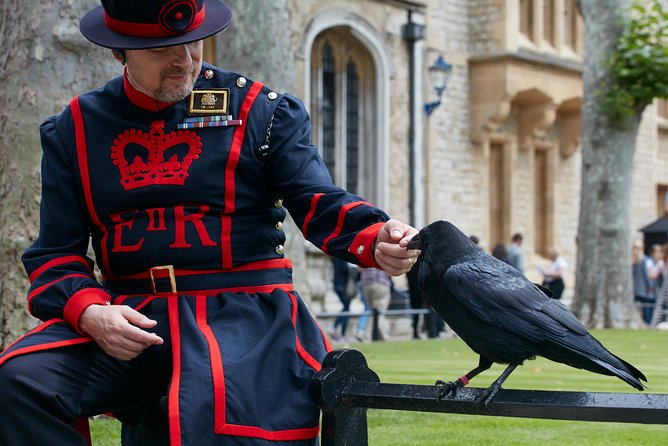 Tower of London with London Hop-On Hop-Off Tour and River Cruise - Timing the London Eye stop and the second pass back