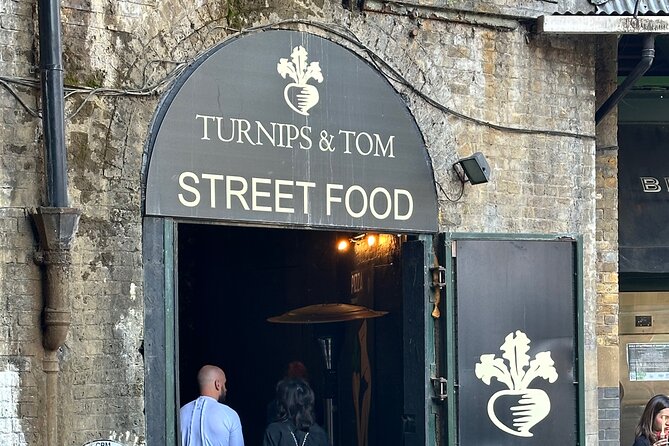 Traditional English Walking Food Tour With London Food Tours - Pub time with a Shakespeare connection