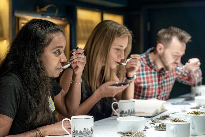 Twinings 2-Hour Tea Tasting Masterclass in London - A London Tea Class Where You Taste the Six Styles