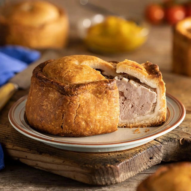 Underground Food Tour: London Bridge - The classic London bites: cinnamon, salt beef, sausage roll, and more