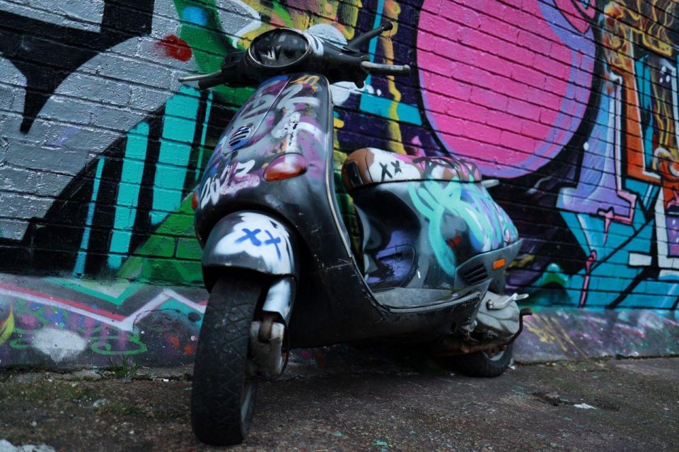 Urban Canvas: Exploring Shoreditch's Vibrant Street Art - Nick and Loudman Tours: The Storytelling That Keeps You Paying Attention