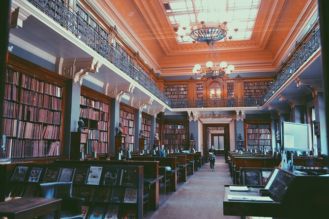 Victoria and Albert Museum Private Tour - Price and group value: is $178.65 per person worth it?