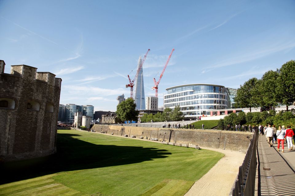Vintage Double Decker Bus Tour & Thames River Cruise - Price and value at about $83 for 3.5 hours