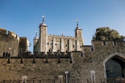 VIP Early Access Opening Ceremony Tower of London & River Cruise - Jewel House First: Crown Jewels viewing without the elbow-to-elbow problem