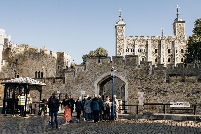 VIP Early Access Opening Ceremony Tower of London & River Cruise - White Tower at the End: the refurbished medieval-castle feeling
