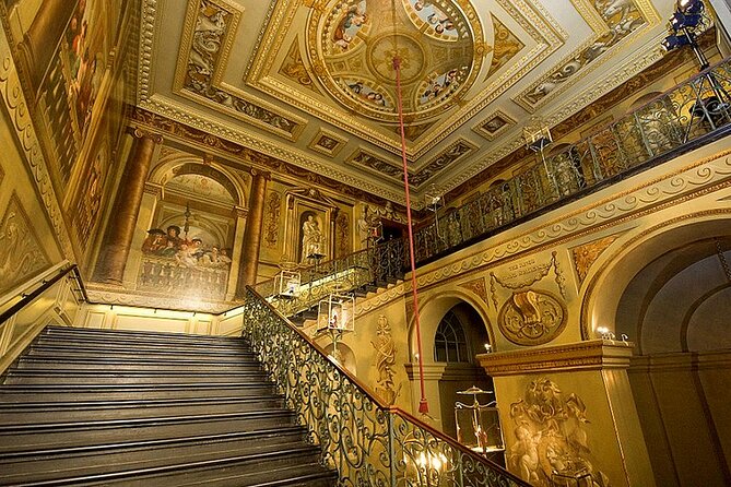 VIP Kensington Palace Gardens Tour & Royal Tea Crown Experience - Guides make or break the day, and this tour leans on storytelling
