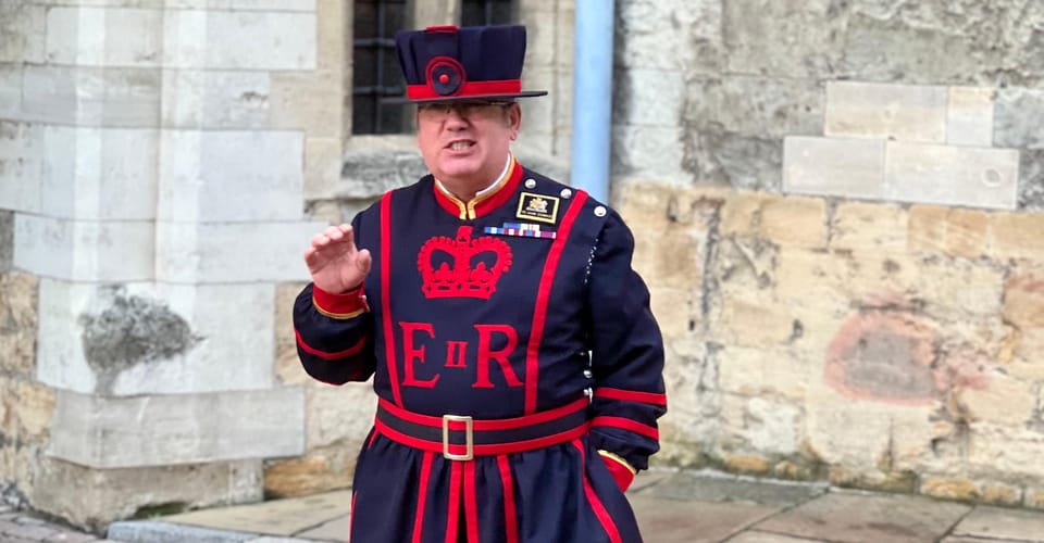 VIP Tower of London Beefeater Meet & Greet and Royal London - The Opening Ceremony with a Beefeater: what you’re really signing up for