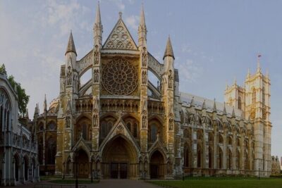 Visit Westminster Abbey & Churchill War Rooms & Westminster Tour - Buckingham Palace from Green Park: royal scenes and smart viewing