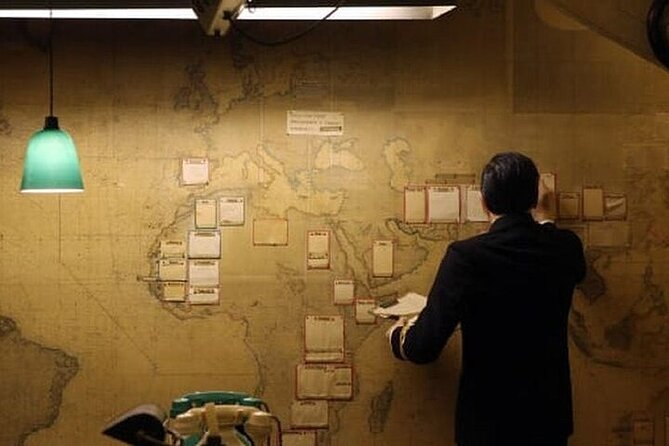 Visit Westminster Abbey & Churchill War Rooms & Westminster Tour - Pace, queues, and bathroom reality: your comfort checklist