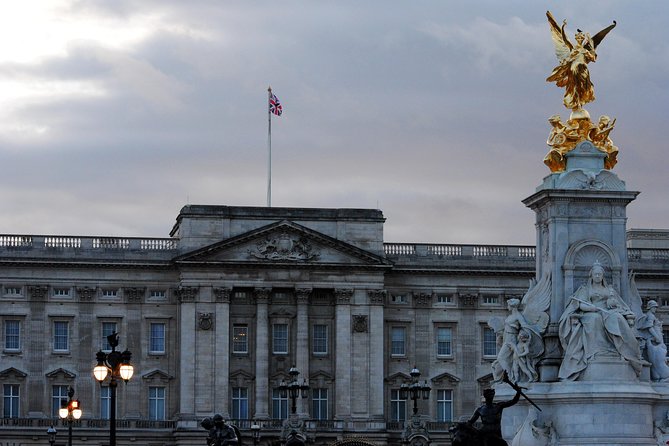 Visite privée Westminster & Buckingham, le cœur du royaume - Buckingham Palace: what to notice when you’re standing outside