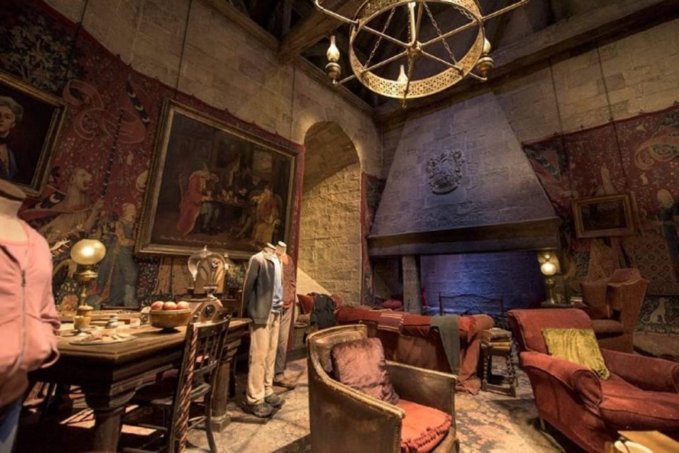 Warner Bros. Studios and 1-Day London Hop-on Hop-off tour - Transportation Timing: How to Avoid a Stress Spiral