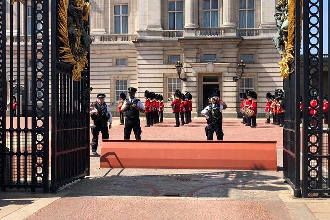 Westminster Walking Tour & Visit The Tower of London - Houses of Parliament, Big Ben Views, and Westminster Abbey