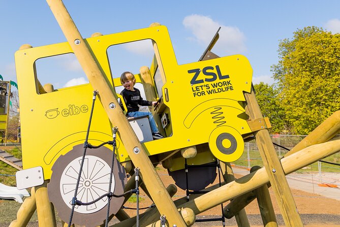 Whipsnade Zoo Entry Ticket - Aquarium + Butterfly House: great breaks when you need them
