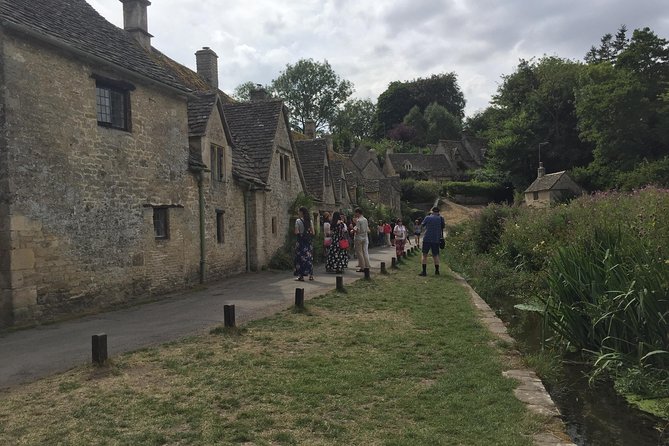 Whisky and Gin Private Tour in the Cotswolds with Driver Guide - Should you book this London-to-Cotswolds gin and whisky tour?