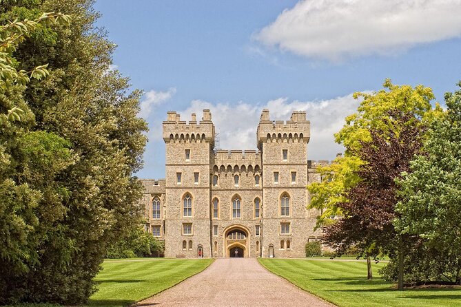 Windsor Castle Private Tour in Executive Vehicle With Admission - Key highlights I’d build this day around