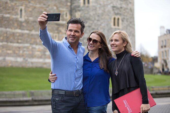 Windsor Castle, Stonehenge & Oxford Private Car Tour from London - Oxford on foot: colleges, streets, and smart guidance