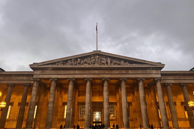 Women in the British Museum - The 2-Hour Plan: Meet Outside, Then Walk Through the Collection