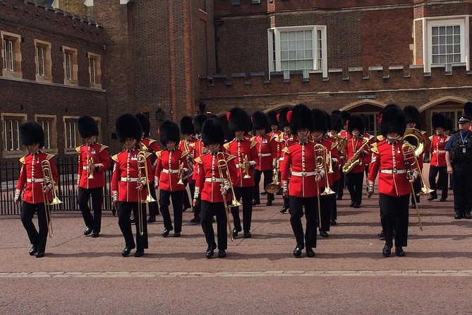 Wonderful Westminster Tour & Visit Windsor Castle - The train to Windsor: the part you must plan yourself