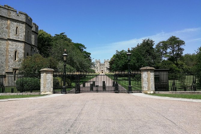 Wonderful Windsor Black Taxi Tour London - St George’s Chapel: where royal ceremonies live
